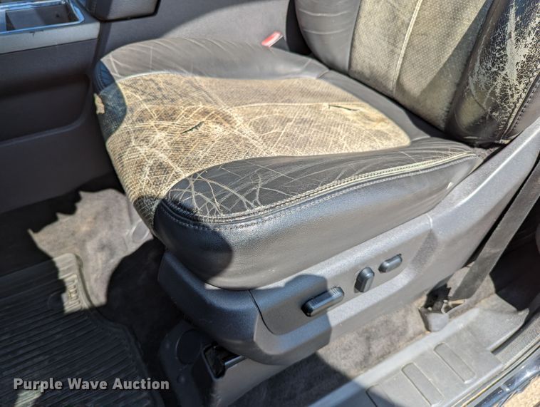 image for item LM9787 2011 Ford F250 Super Duty  Crew Cab pickup truck