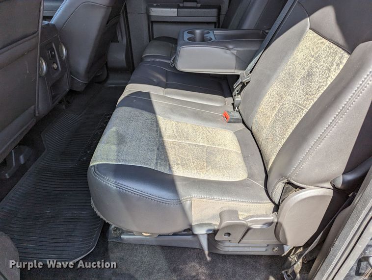 image for item LM9787 2011 Ford F250 Super Duty  Crew Cab pickup truck