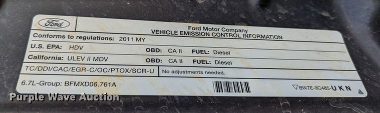 image for item LM9787 2011 Ford F250 Super Duty  Crew Cab pickup truck