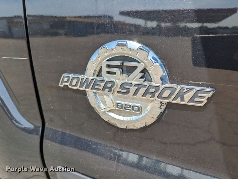 image for item LM9787 2011 Ford F250 Super Duty  Crew Cab pickup truck