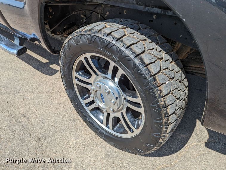 image for item LM9787 2011 Ford F250 Super Duty  Crew Cab pickup truck