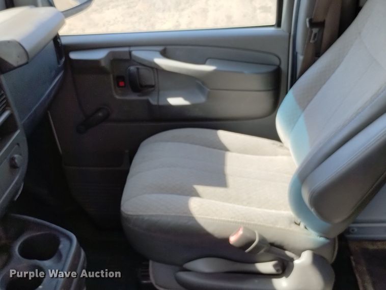 image for item LP9599 2012 Chevrolet Express 1500  van