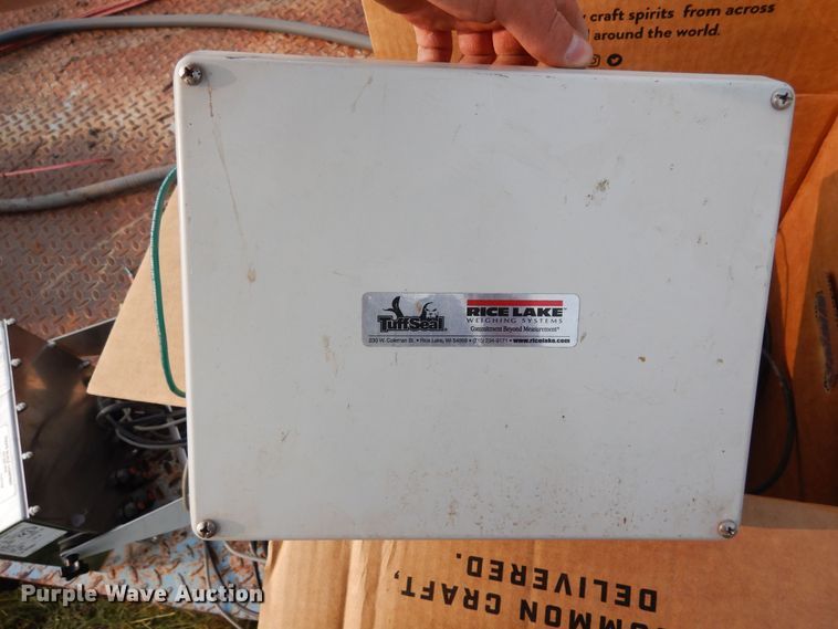 image for item LP9622 Cardinal  scale