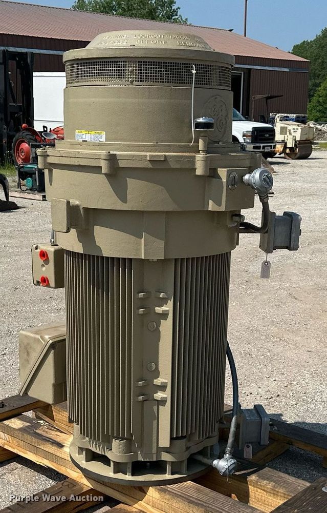 image for item LP9960 GE Industrial  electric motor