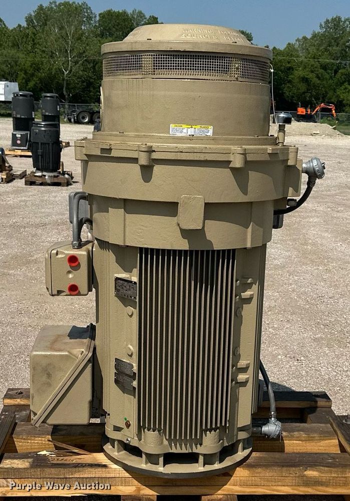 image for item LP9960 GE Industrial  electric motor