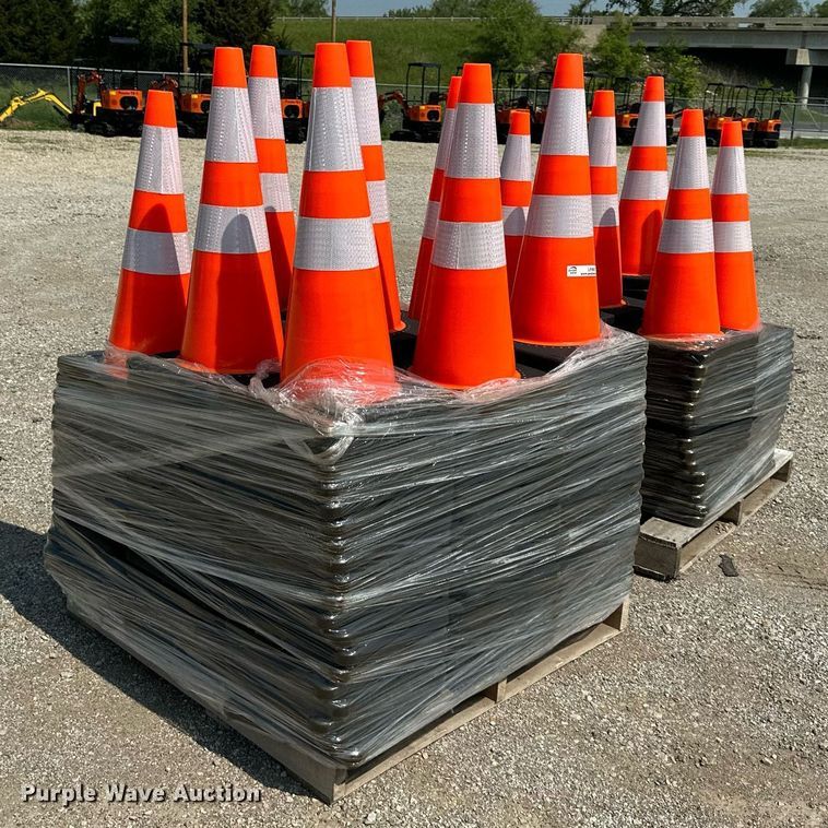 image for item LP9963 (247) traffic cones