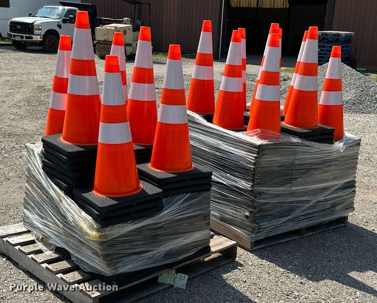image for item LP9963 (247) traffic cones