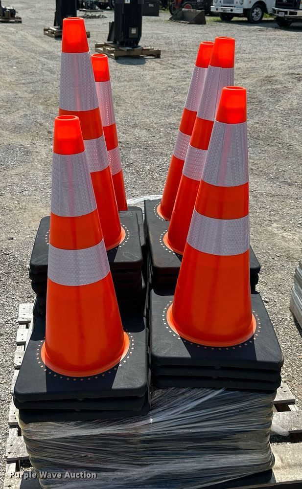 image for item LP9963 (247) traffic cones