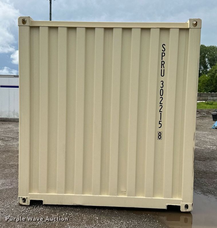 image for item LP9966 20' L shipping container