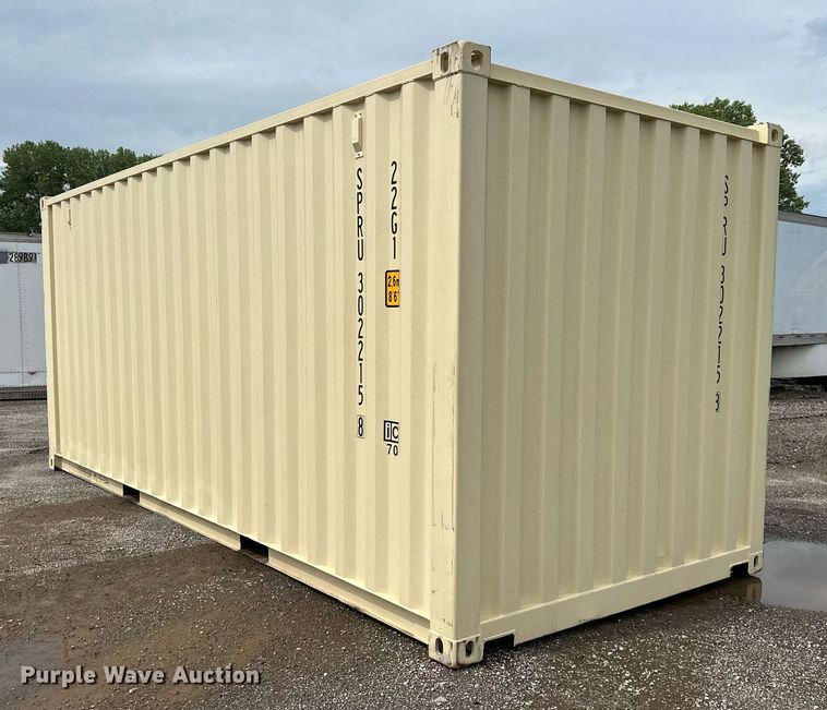 image for item LP9966 20' L shipping container