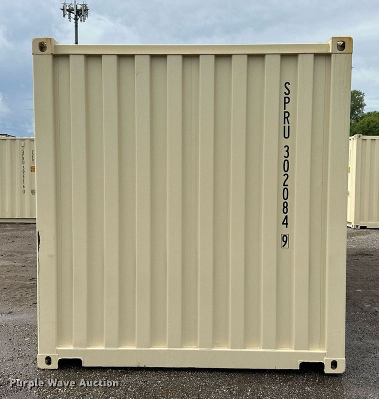 image for item LP9967 20' L shipping container