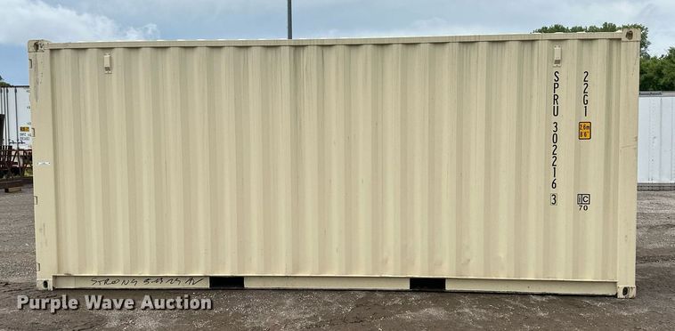 image for item LP9968 20' L shipping container