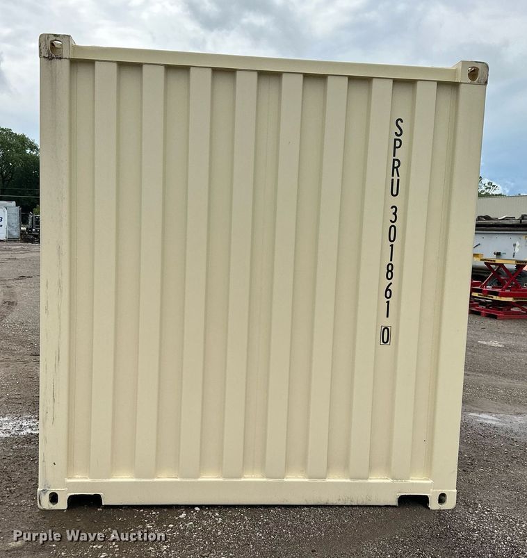 image for item LP9969 20' L shipping container