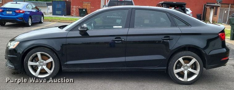 image for item LR9244 2016 Audi A3