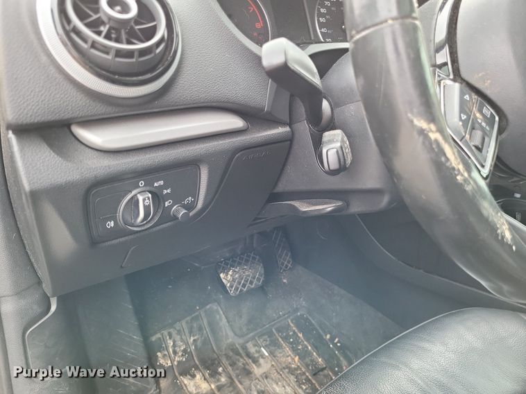 image for item LR9244 2016 Audi A3