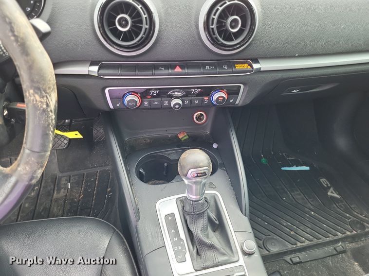 image for item LR9244 2016 Audi A3