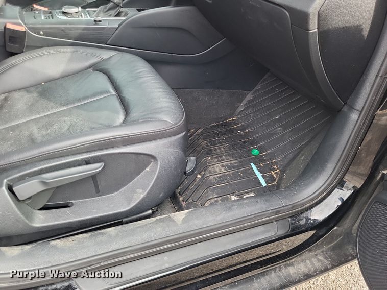 image for item LR9244 2016 Audi A3