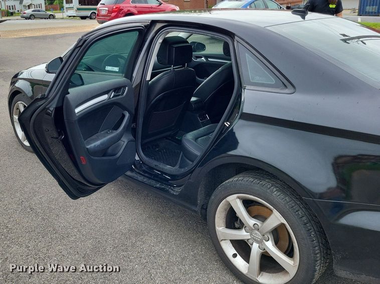 image for item LR9244 2016 Audi A3