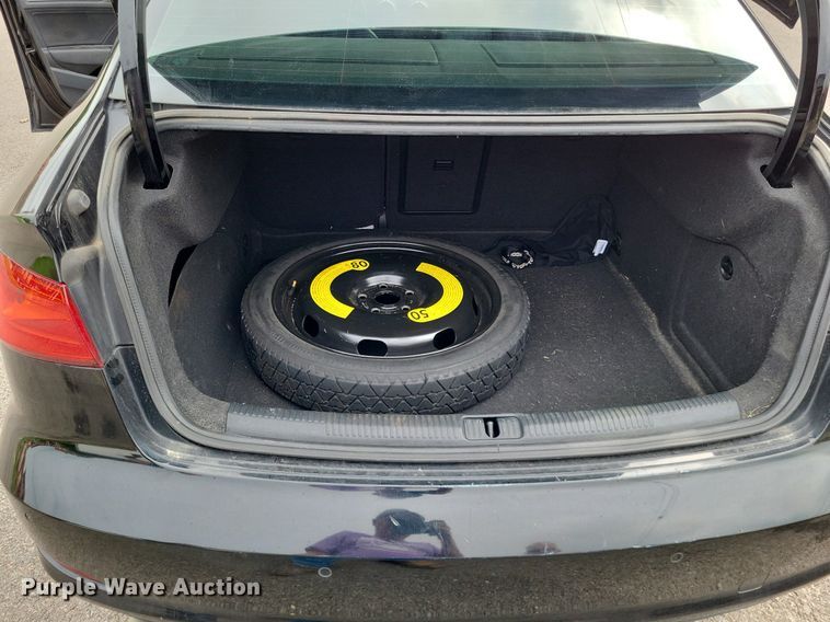 image for item LR9244 2016 Audi A3