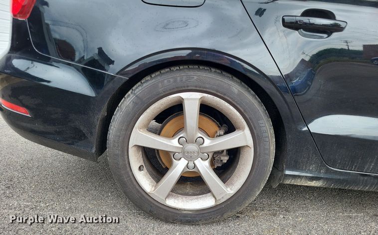 image for item LR9244 2016 Audi A3