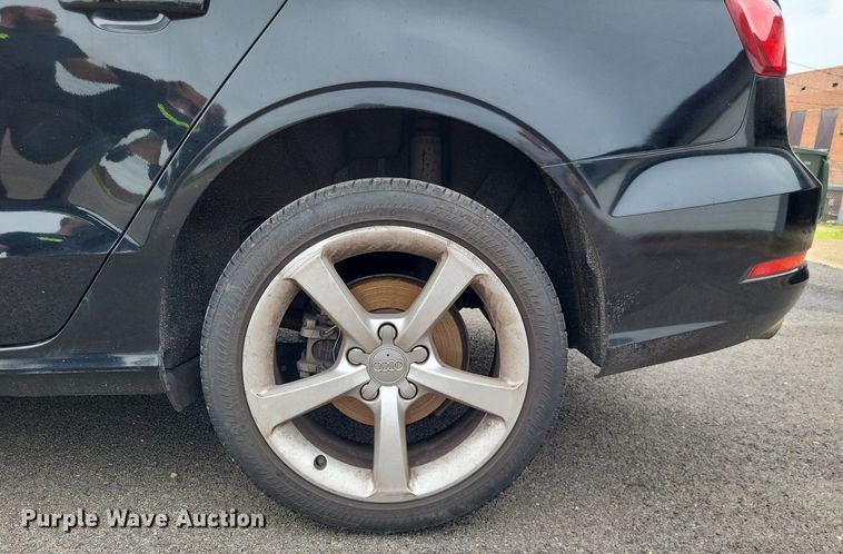 image for item LR9244 2016 Audi A3