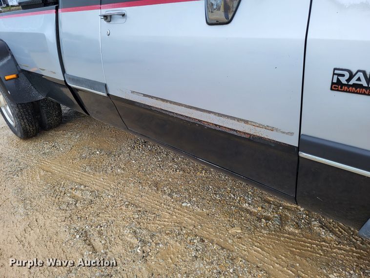 image for item LR9246 1992 Dodge Ram 350  Club Cab pickup truck