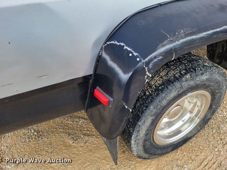 image for item LR9246 1992 Dodge Ram 350  Club Cab pickup truck