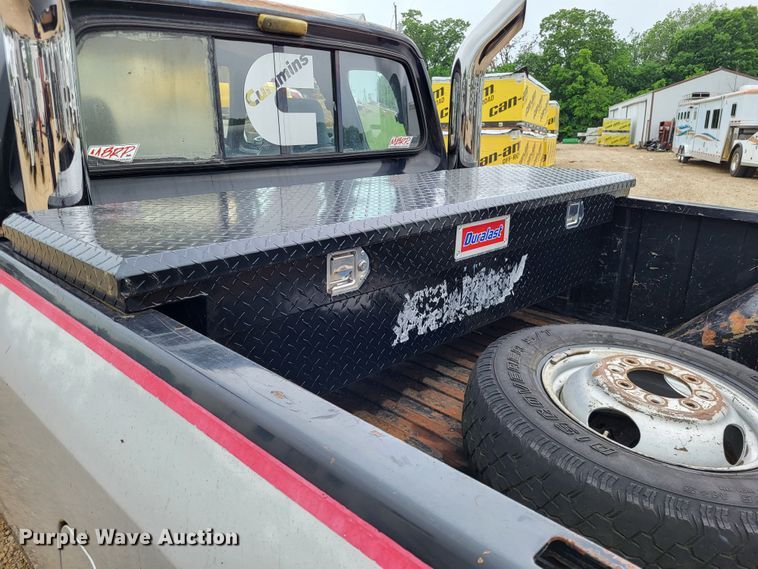 image for item LR9246 1992 Dodge Ram 350  Club Cab pickup truck