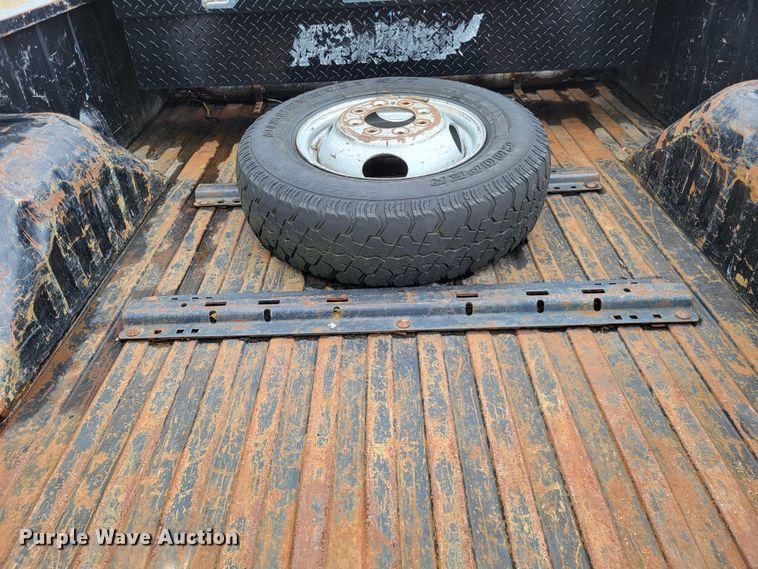 image for item LR9246 1992 Dodge Ram 350  Club Cab pickup truck