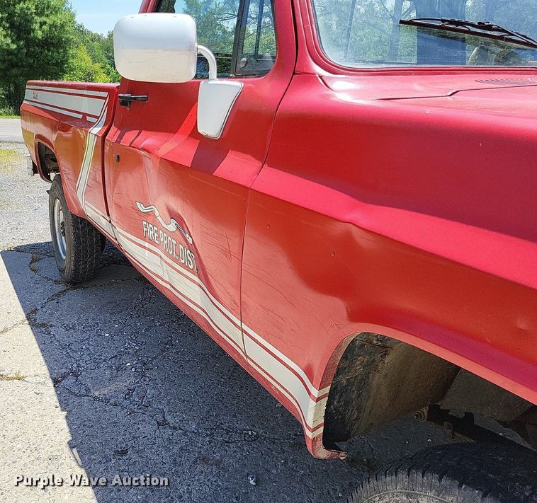 image for item LR9262 1985 Chevrolet D30 Military Postal Unit  pickup truck