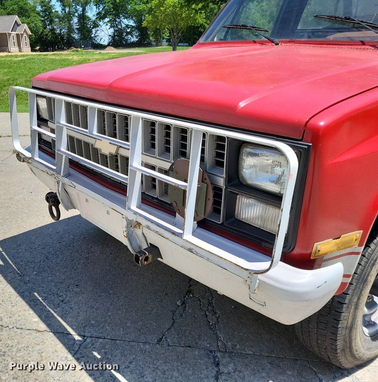 image for item LR9262 1985 Chevrolet D30 Military Postal Unit  pickup truck