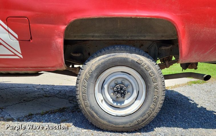 image for item LR9262 1985 Chevrolet D30 Military Postal Unit  pickup truck