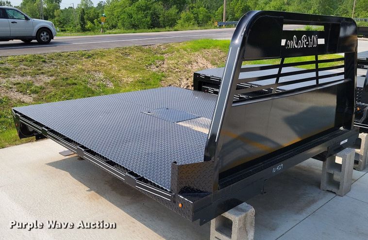 image for item LR9278 2022 Wil-Ro Inc. American  flatbed