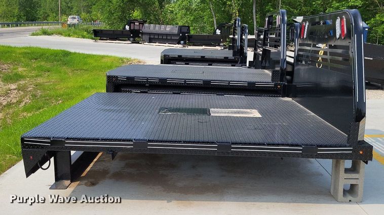 image for item LR9278 2022 Wil-Ro Inc. American  flatbed