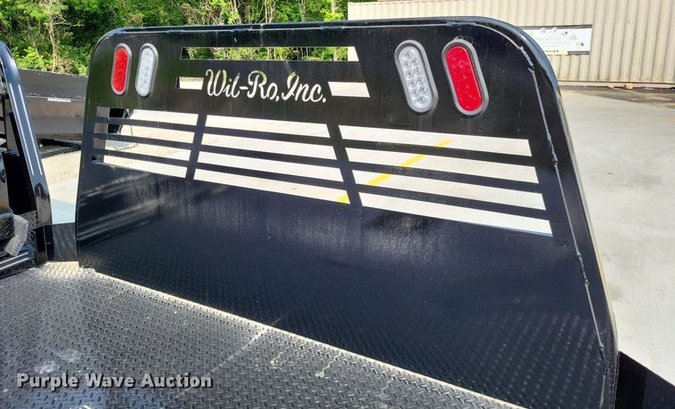 image for item LR9278 2022 Wil-Ro Inc. American  flatbed