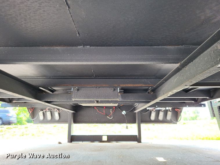 image for item LR9278 2022 Wil-Ro Inc. American  flatbed