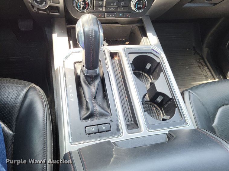 image for item LR9281 2018 Ford F150 Platinum  SuperCrew pickup truck