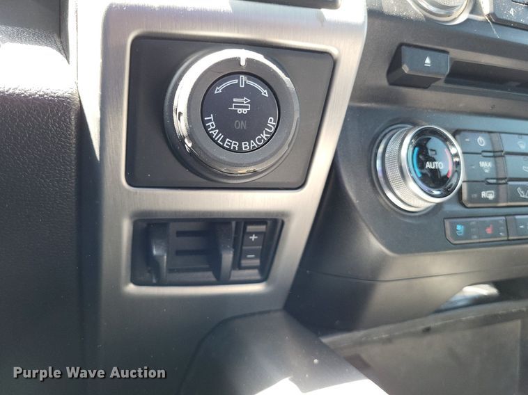 image for item LR9281 2018 Ford F150 Platinum  SuperCrew pickup truck