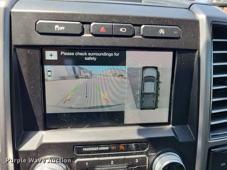 image for item LR9281 2018 Ford F150 Platinum  SuperCrew pickup truck