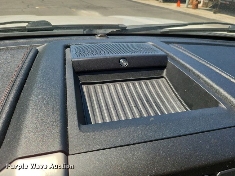 image for item LR9281 2018 Ford F150 Platinum  SuperCrew pickup truck