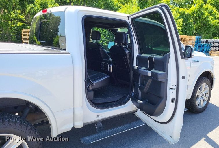 image for item LR9281 2018 Ford F150 Platinum  SuperCrew pickup truck