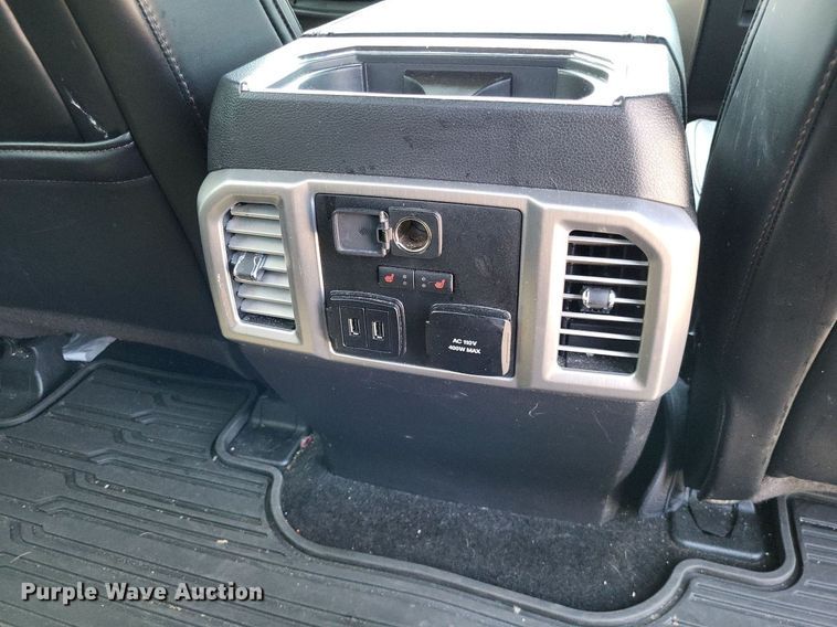 image for item LR9281 2018 Ford F150 Platinum  SuperCrew pickup truck