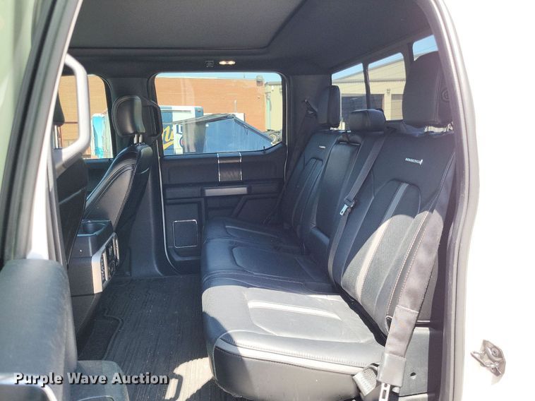 image for item LR9281 2018 Ford F150 Platinum  SuperCrew pickup truck