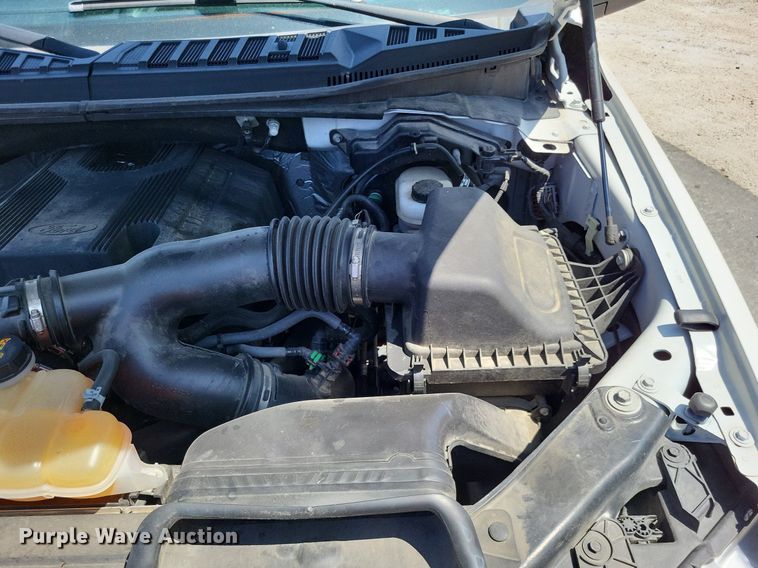 image for item LR9281 2018 Ford F150 Platinum  SuperCrew pickup truck