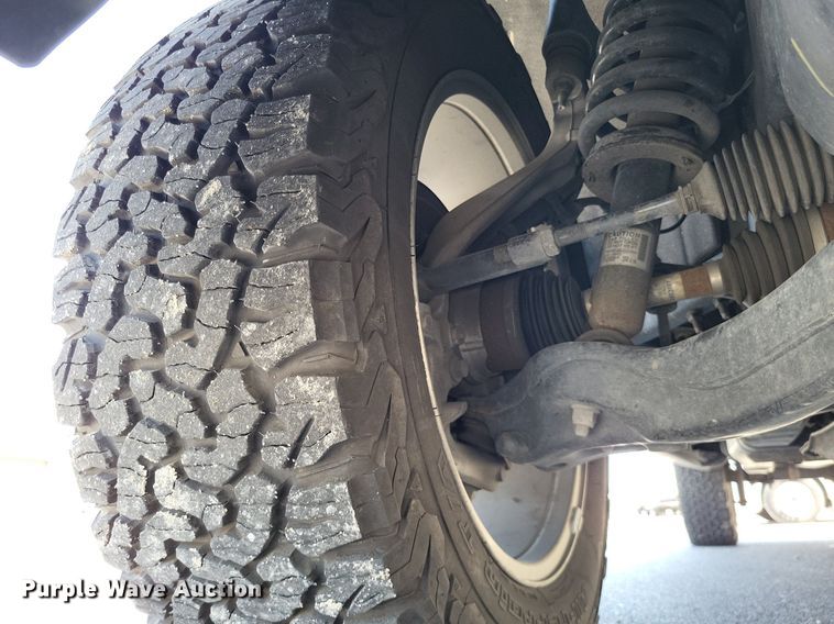 image for item LR9281 2018 Ford F150 Platinum  SuperCrew pickup truck