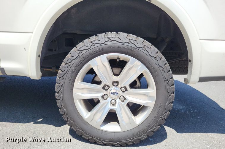 image for item LR9281 2018 Ford F150 Platinum  SuperCrew pickup truck