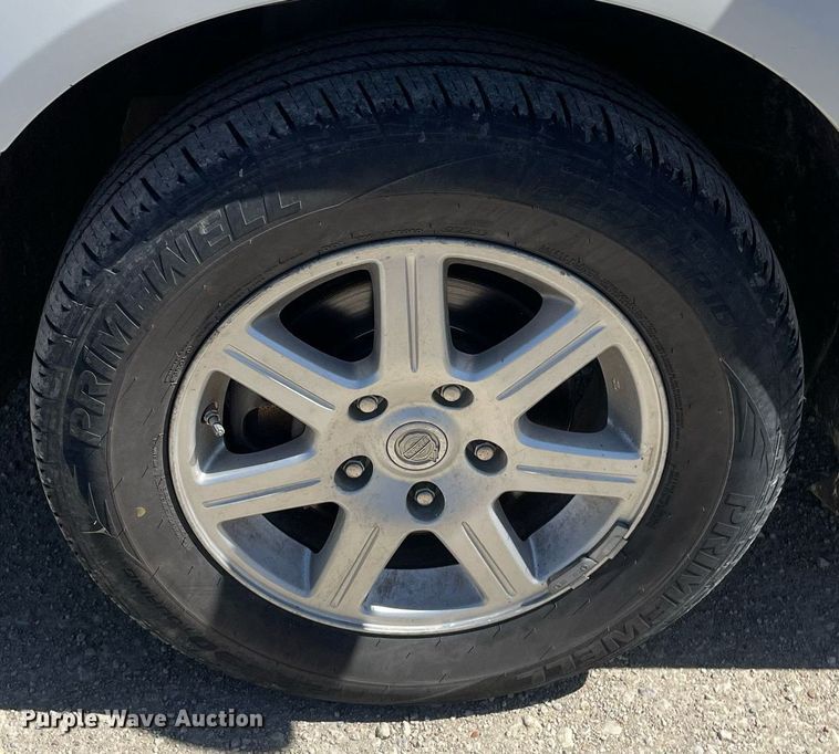 image for item LT9592 2010 Chrysler Town & Country  van