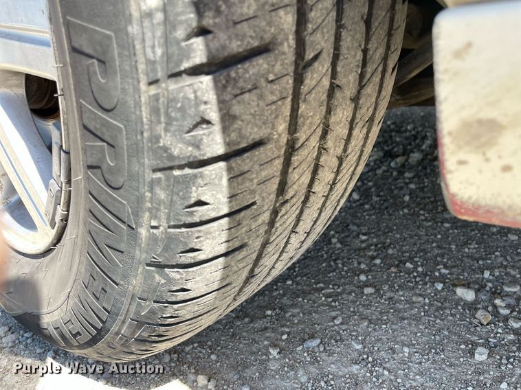 image for item LT9592 2010 Chrysler Town & Country  van