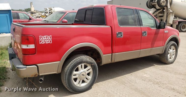 image for item LT9739 2004 Ford F150  SuperCrew pickup truck