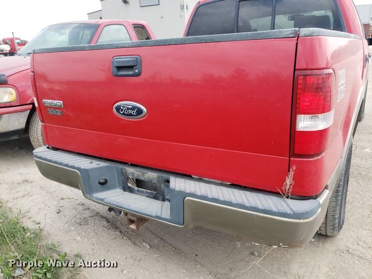 image for item LT9739 2004 Ford F150  SuperCrew pickup truck